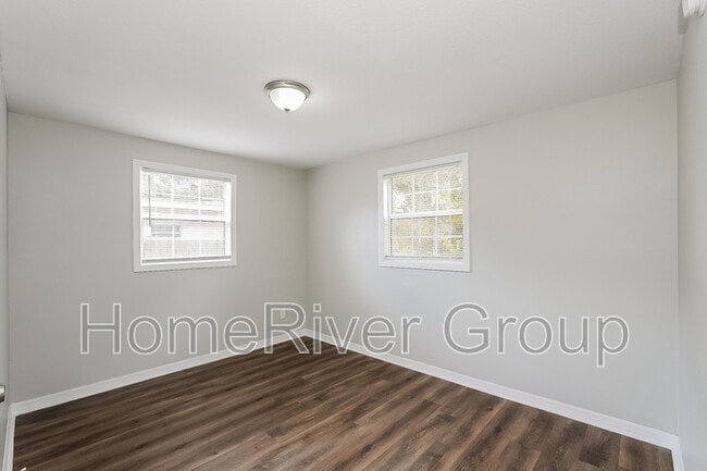 Building Photo - 6210 N 37th St
