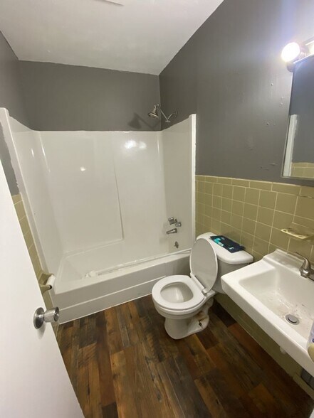 Building Photo - 1510 Taft St