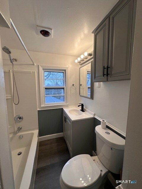 Building Photo - 131 Ruth St