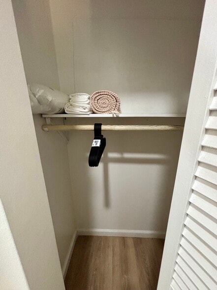 Building Photo - 1321 N 69th Way