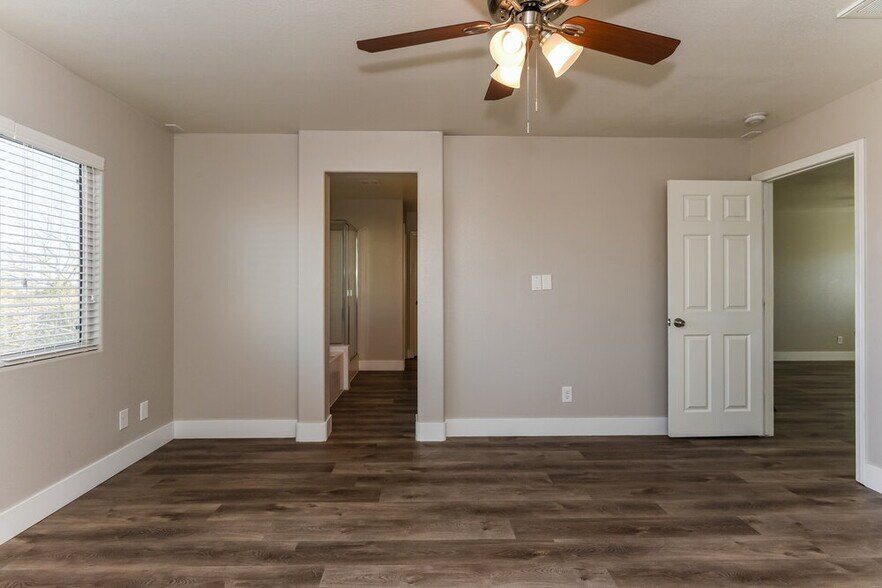 Building Photo - 7360 Castano Vista Ct