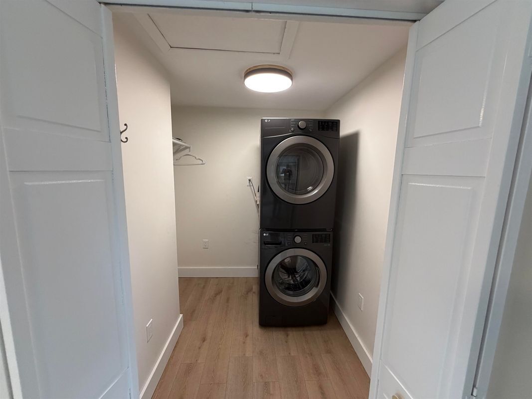 Building Photo - 27 Flint Pond Dr