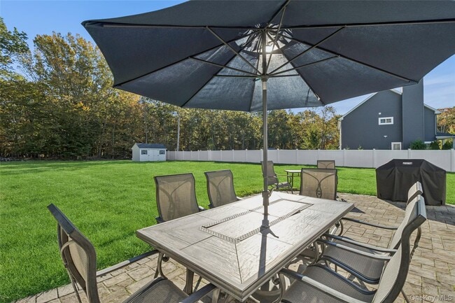 Building Photo - 16 Mastro Ct