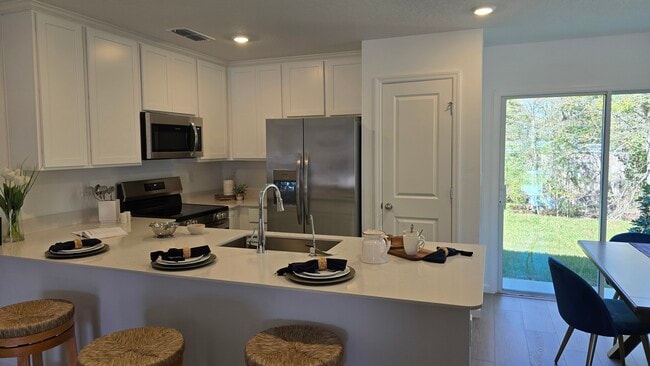 Building Photo - 6821 Lake Mist Ln