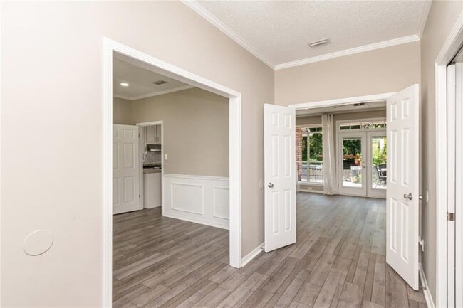 Building Photo - 7490 Quency Dr