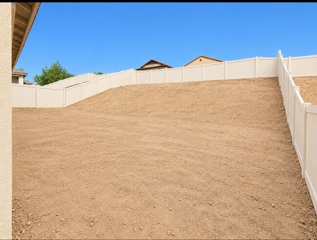 Building Photo - 16835 Desert Star St