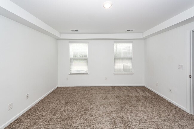 Building Photo - 3 Bedroom, 2.5 Bathroom Townhome in Cane Bay - Summerville