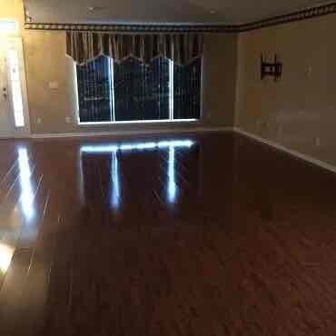 Building Photo - 14500 Woodfield Cir N