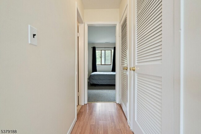 Building Photo - 5 Telluride Ct