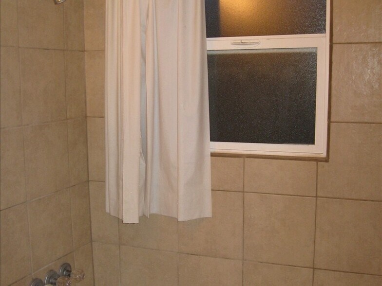 Building Photo - 327 S 900 W