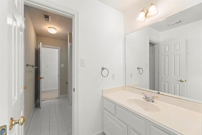Building Photo - 12131 Cielio Bay Ln