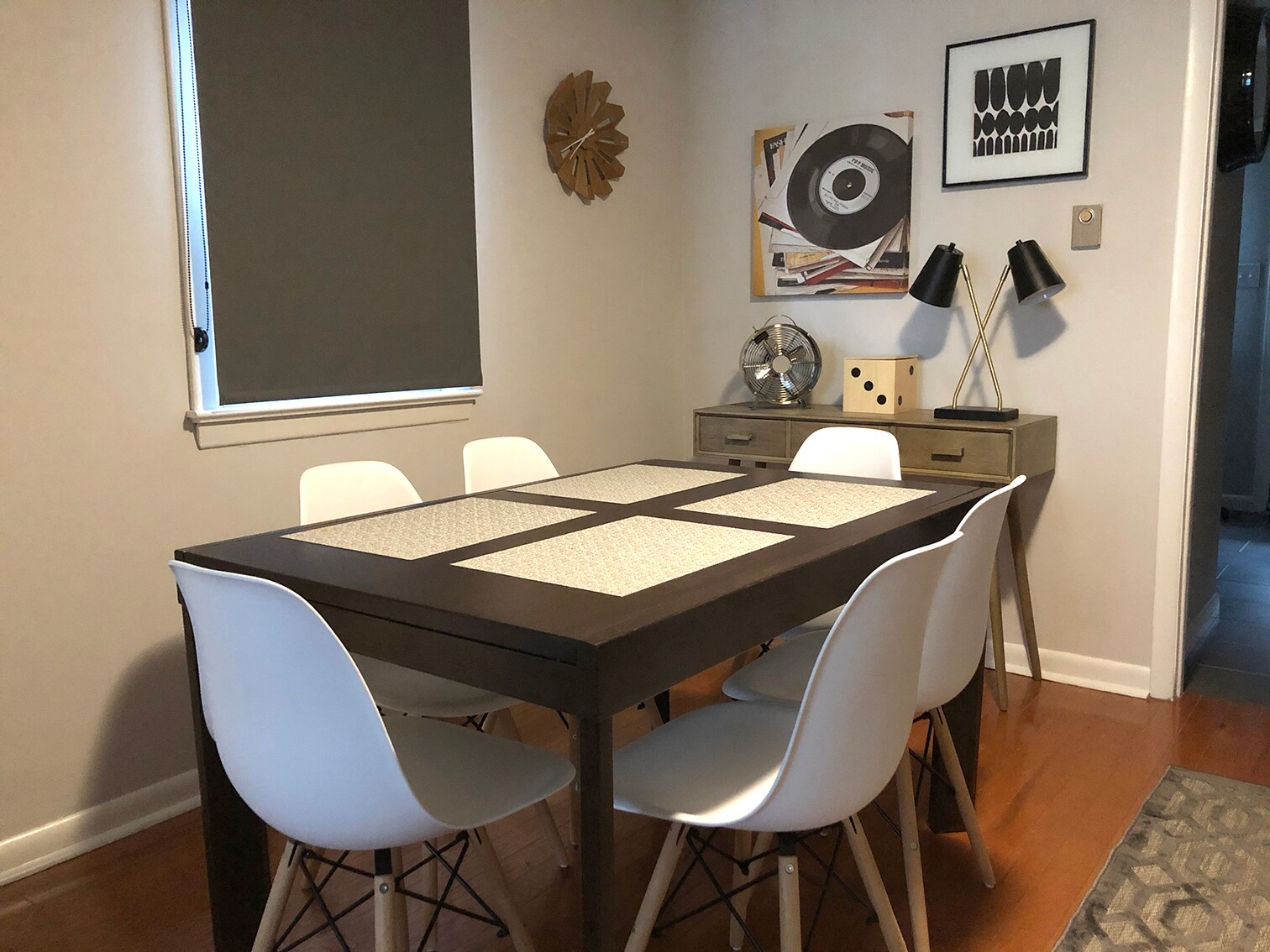 Dining Room - 33 E 9th St