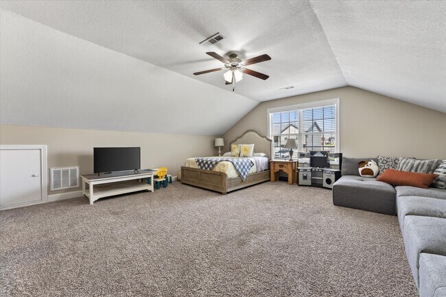 Building Photo - 1044 Charles Thomas Dr