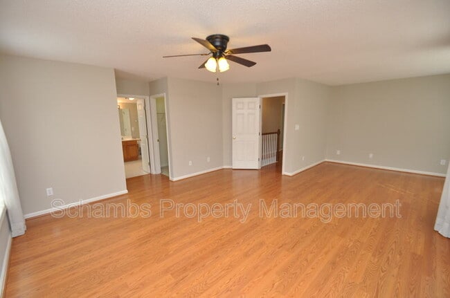 Building Photo - 2307 Fordcrest Dr