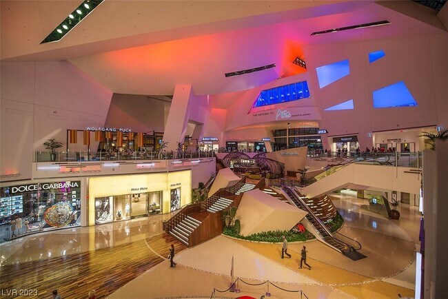 Building Photo - 3750 Las Vegas Blvd S