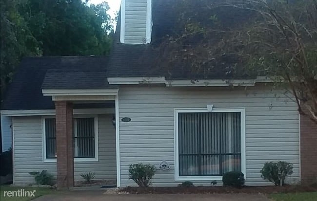 Primary Photo - 2 br, 2 bath Townhome - 135 Colony Sq
