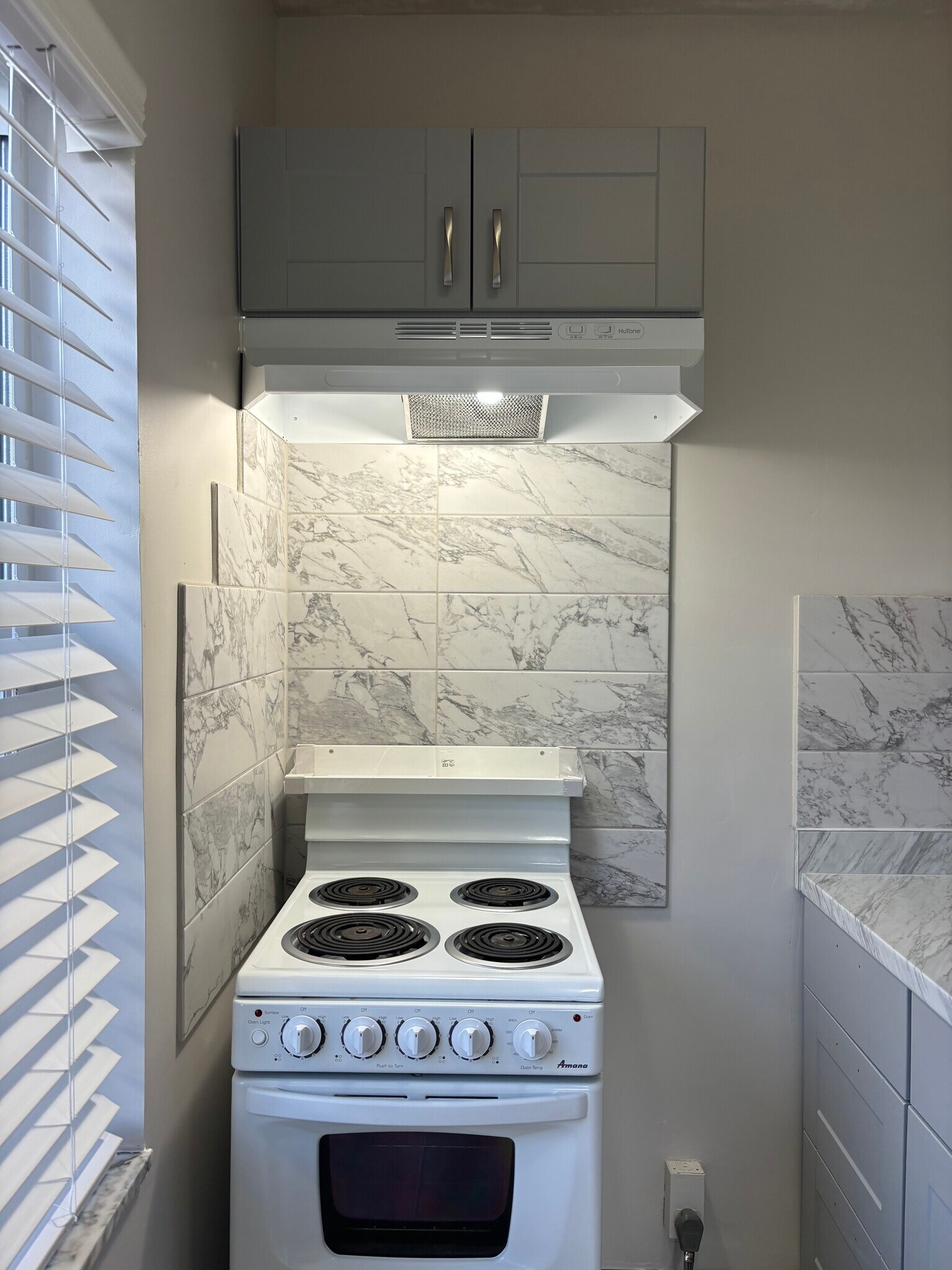 Building Photo - 1017 N 16th Ct