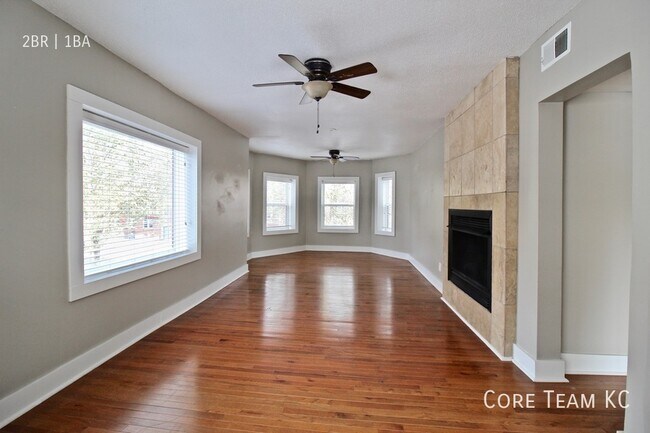 Building Photo - 4328 Roanoke Pkwy