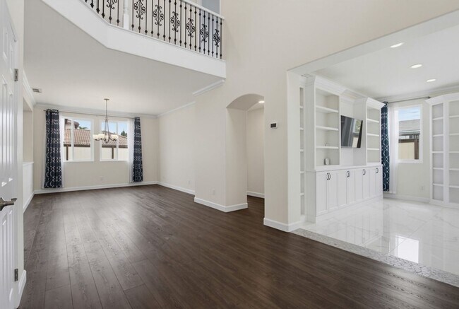 Building Photo - 3239 Canyon View Dr