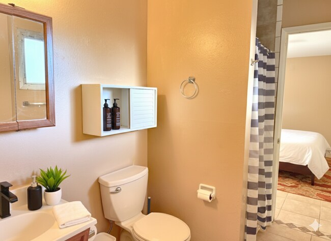 Building Photo - OPEN HOUSE Thursday, October 30th, 2025 Op...