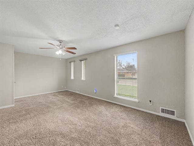 Building Photo - 5019 Blanchard Dr