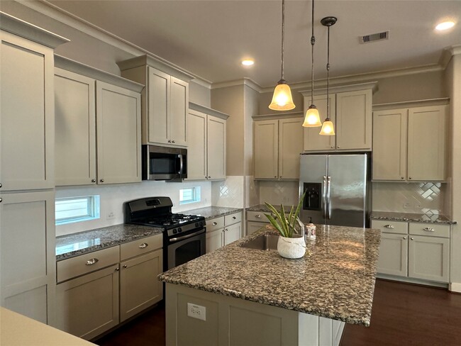 Building Photo - 1241 Nelson Falls Ln