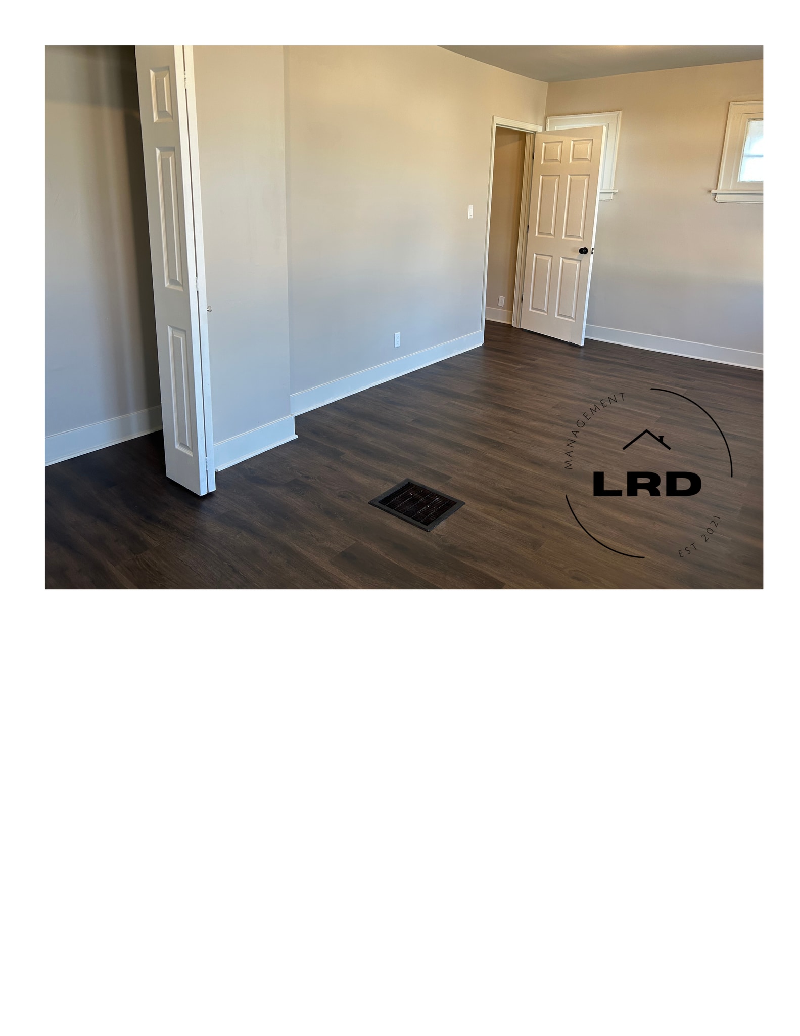 Building Photo - 251 W 115th St