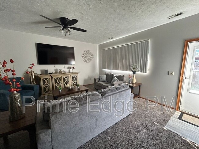 Building Photo - 6241 Holdrege-6