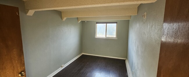 Building Photo - 4206 Loomis Ave
