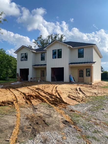 Primary Photo - 3550 Granger Ln