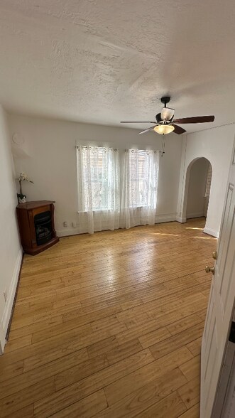 Building Photo - 341 Stanton Ave