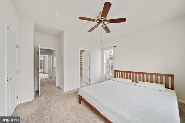 Building Photo - 7470 Singers Way