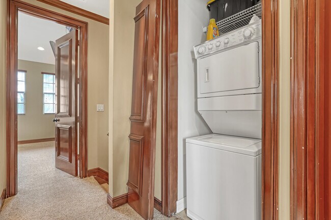 Building Photo - 149 Harbors Way