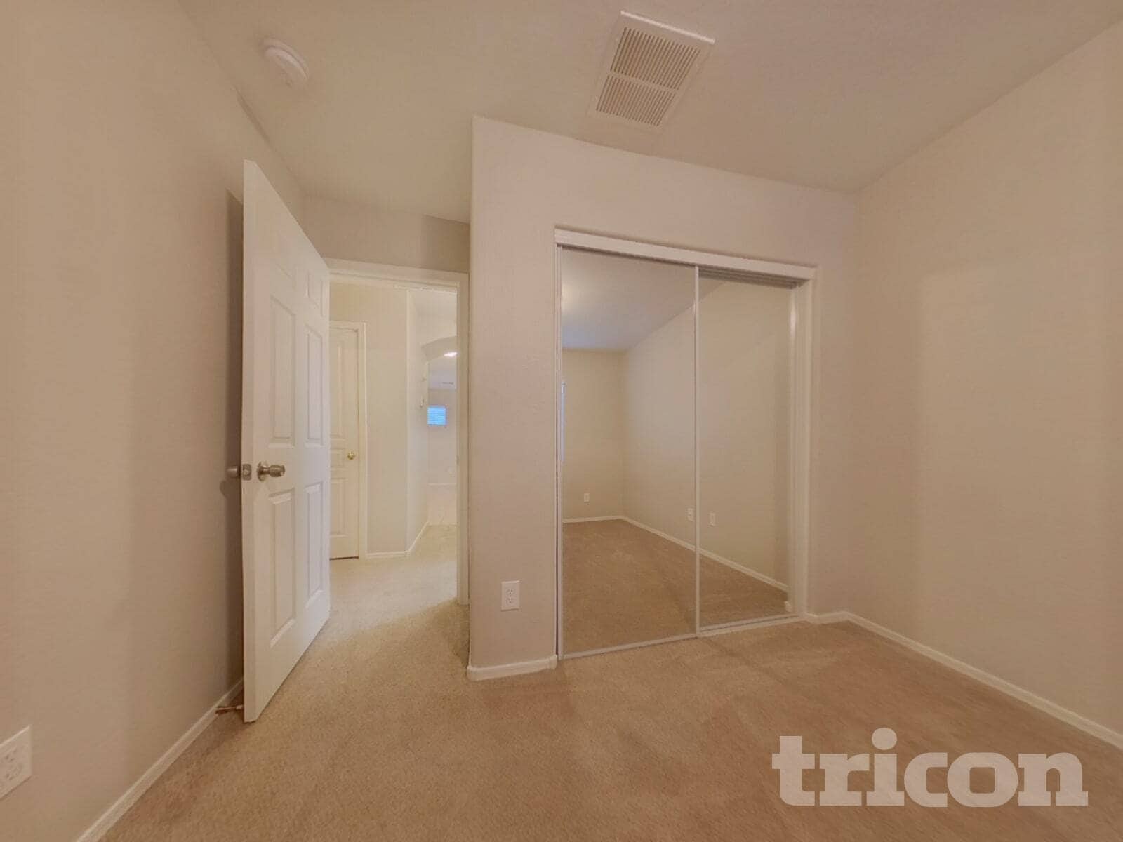 Building Photo - 2522 S 114th Ln