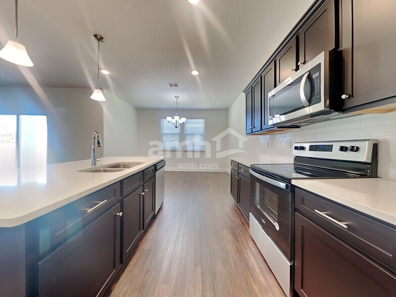 Building Photo - 2928 Rolling Acres Rd