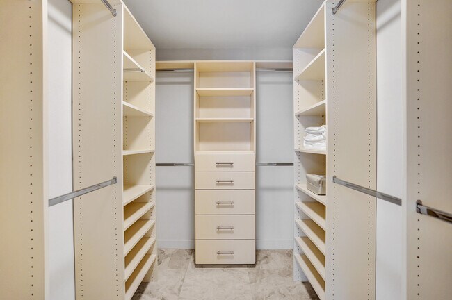 Building Photo - 1107 Little Harbor Dr