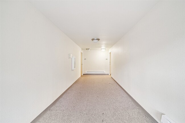 Building Photo - 2610 Mill Bay Rd