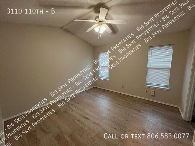 Building Photo - 3110 110th-B