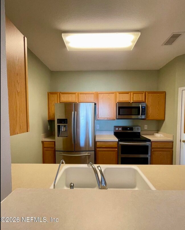 Building Photo - 7990 Baymeadows Rd