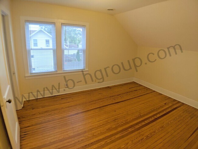 Building Photo - 1313 73rd St