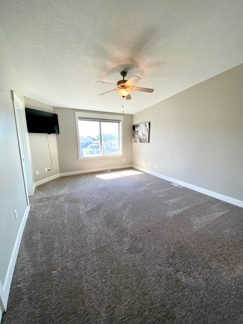 Building Photo - 10439 S Beetdigger Blvd