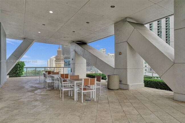 Building Photo - 888 Biscayne Blvd