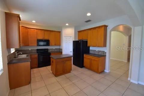 Building Photo - 3549 Maple Ridge Loop