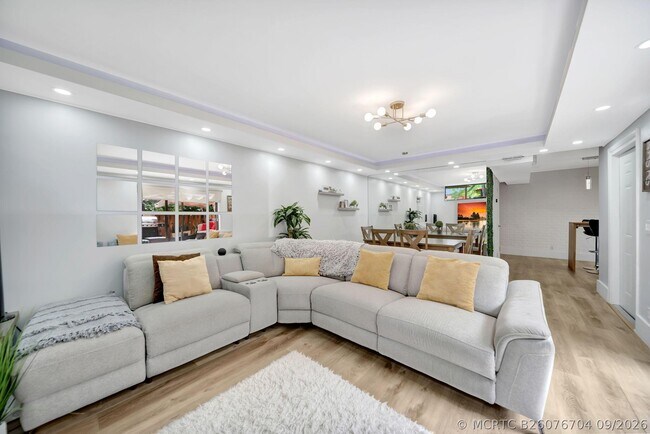 Building Photo - 8105 Severn Dr