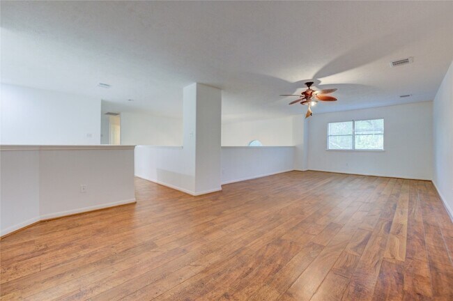 Building Photo - 16464 Beewood Glen Dr