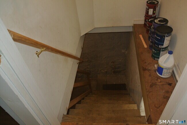 Building Photo - 115 Maltby St