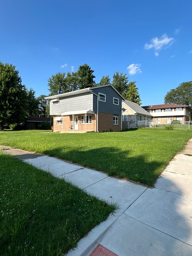 Primary Photo - 1722 Nixon Ct