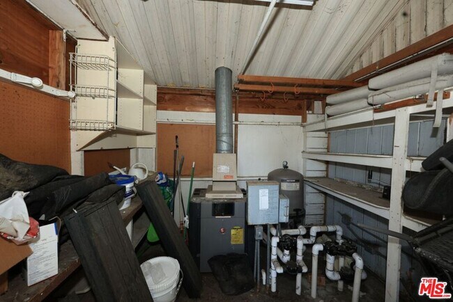 Building Photo - 12508 Sarah St