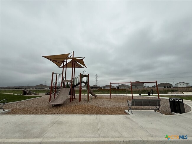 Building Photo - 130 Pastar Fls