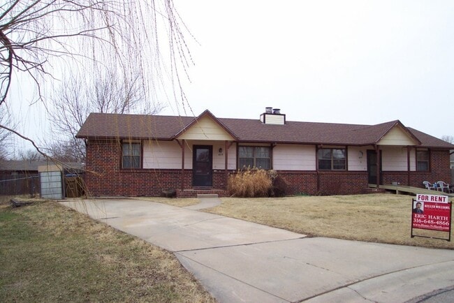 Primary Photo - 437-439 N. Countryside Ct. Andover